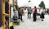 Community members visited Anderson’s Lodge on Oct. 3 for the business’s Fall Market. - Tim Brody / Bulletin Photos