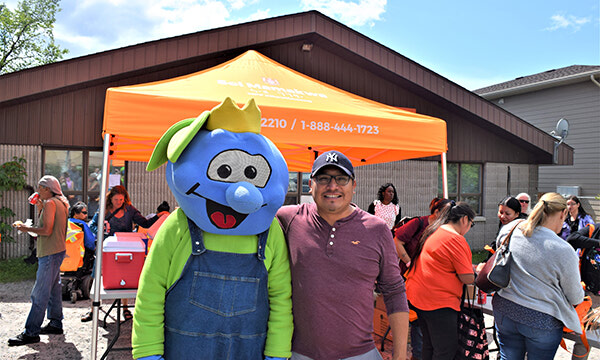 Sol Mamakwa hosts free barbecue