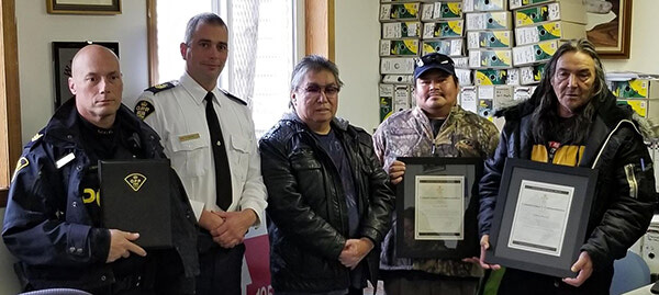 Wapekeka First Nation community members, Sioux Lookout OPP officer, recognized for lifesaving efforts