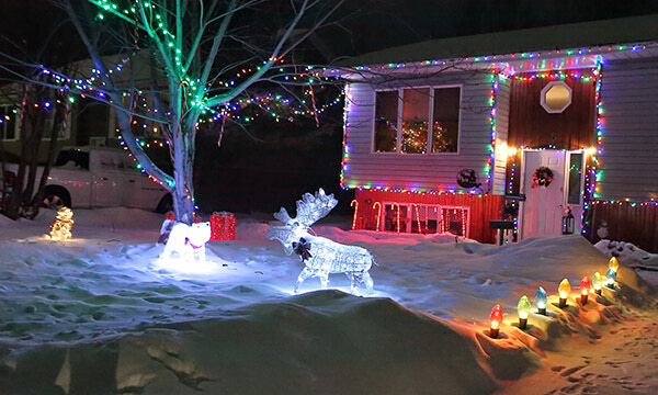 Sioux Lookout, Hudson light up for Christmas 2021!