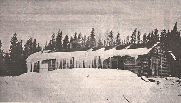 Pic of the Past: Believed to be a home near Hudson in the 1920’s.