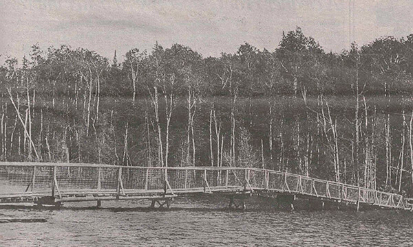 Pic of the Past: Photo of the float bridge that crossed the Vermilion River