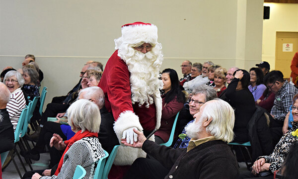 Sioux Lookout seniors enjoy annual Christmas dinner