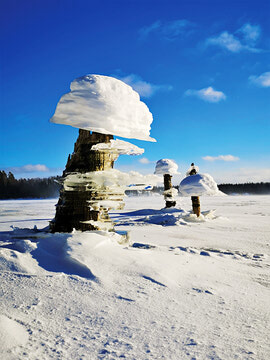 Winter art on Lac Seul